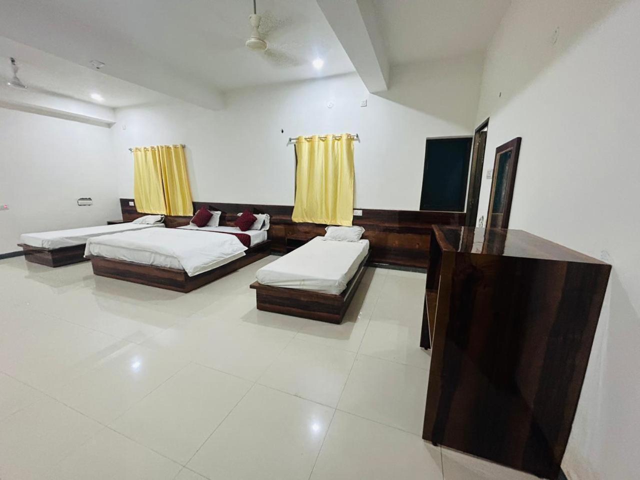 Hotel Maurya Vihar Bodhgaya Exteriér fotografie