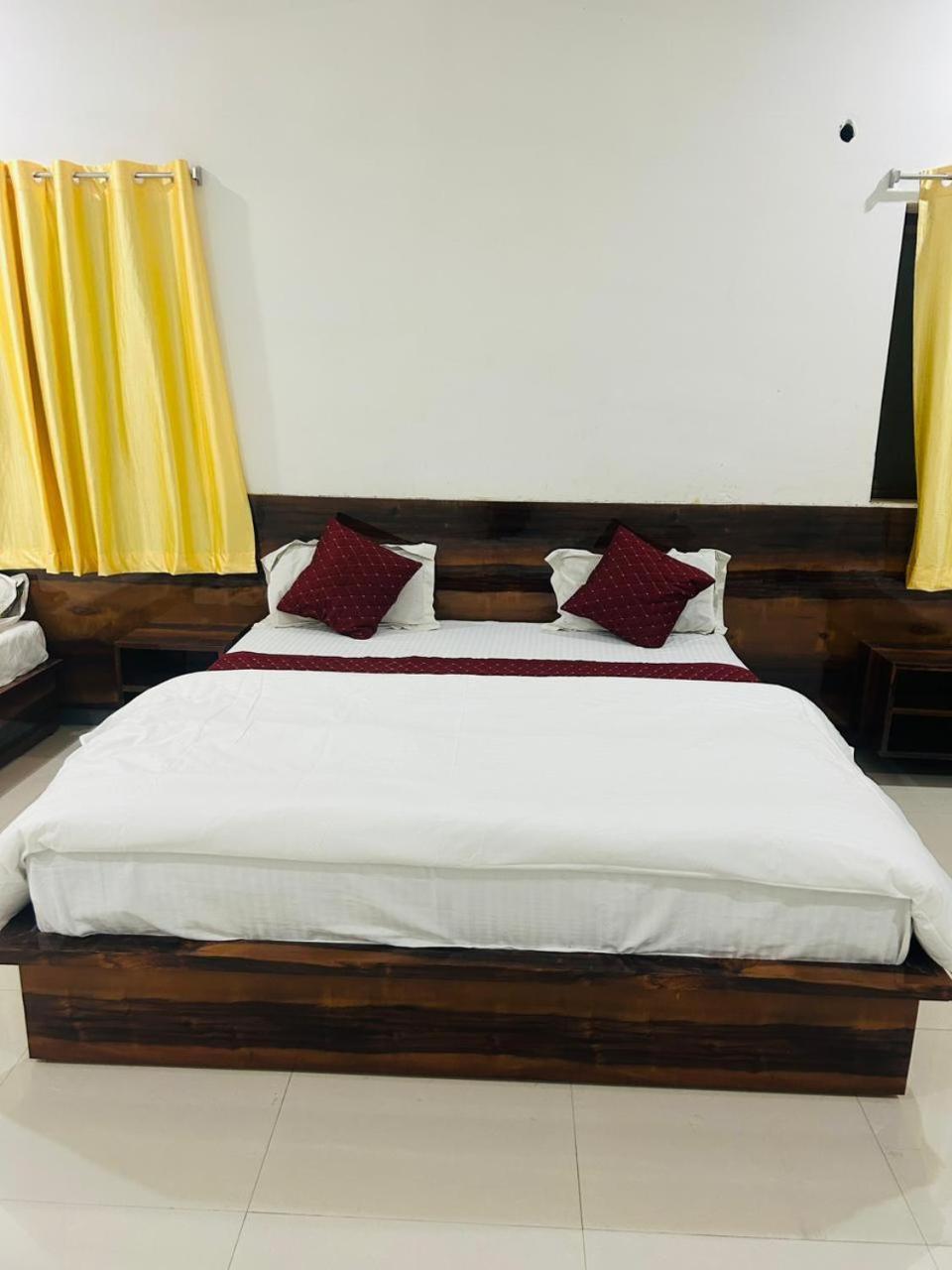 Hotel Maurya Vihar Bodhgaya Exteriér fotografie
